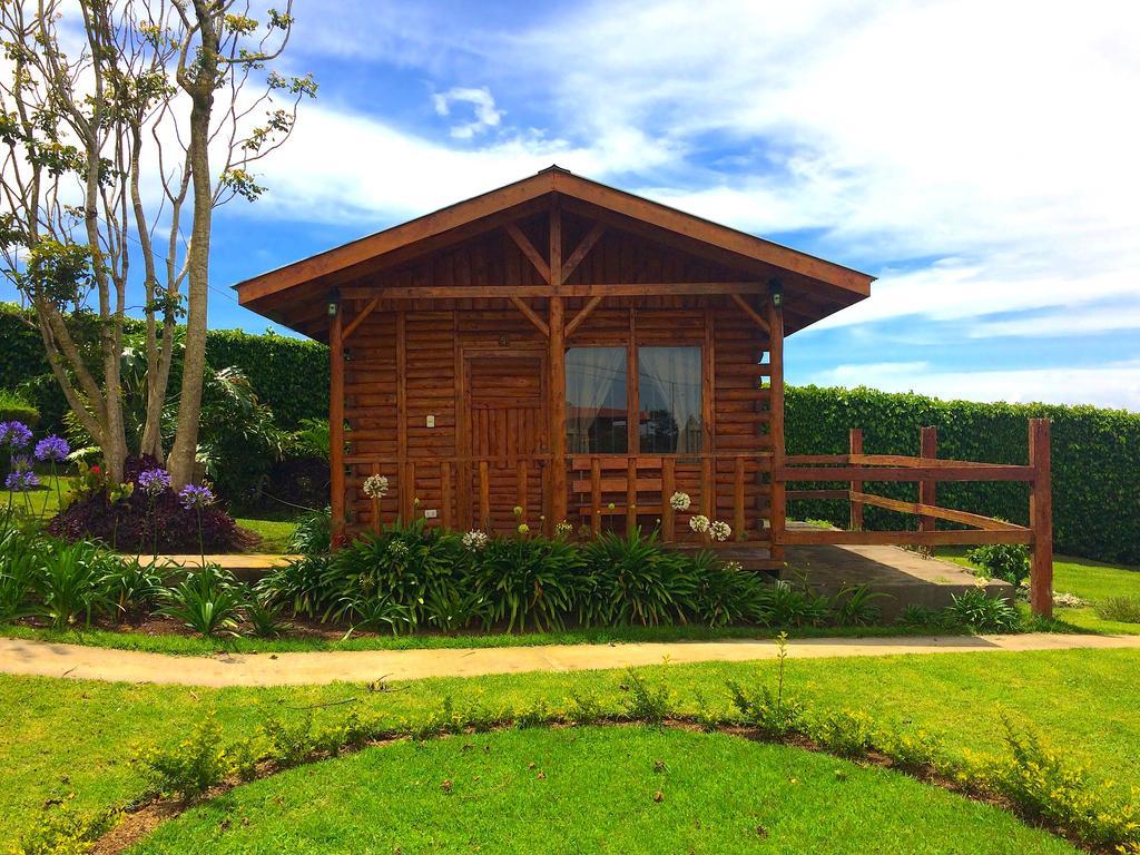Grandpas Hotel&Restaurante Cartago Chambre photo